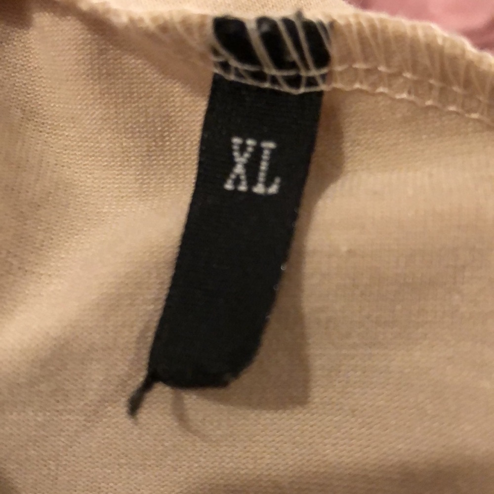 TEE ROMPER BOUTIQUE BRAND (unknown) in Beige NWOT sz XL - Picture 6 of 6